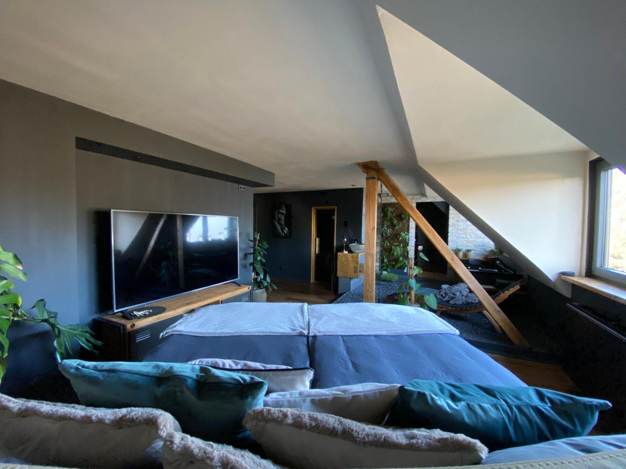 Private Wellness Suiten Mit Whirlpool Essen Eksteriør billede